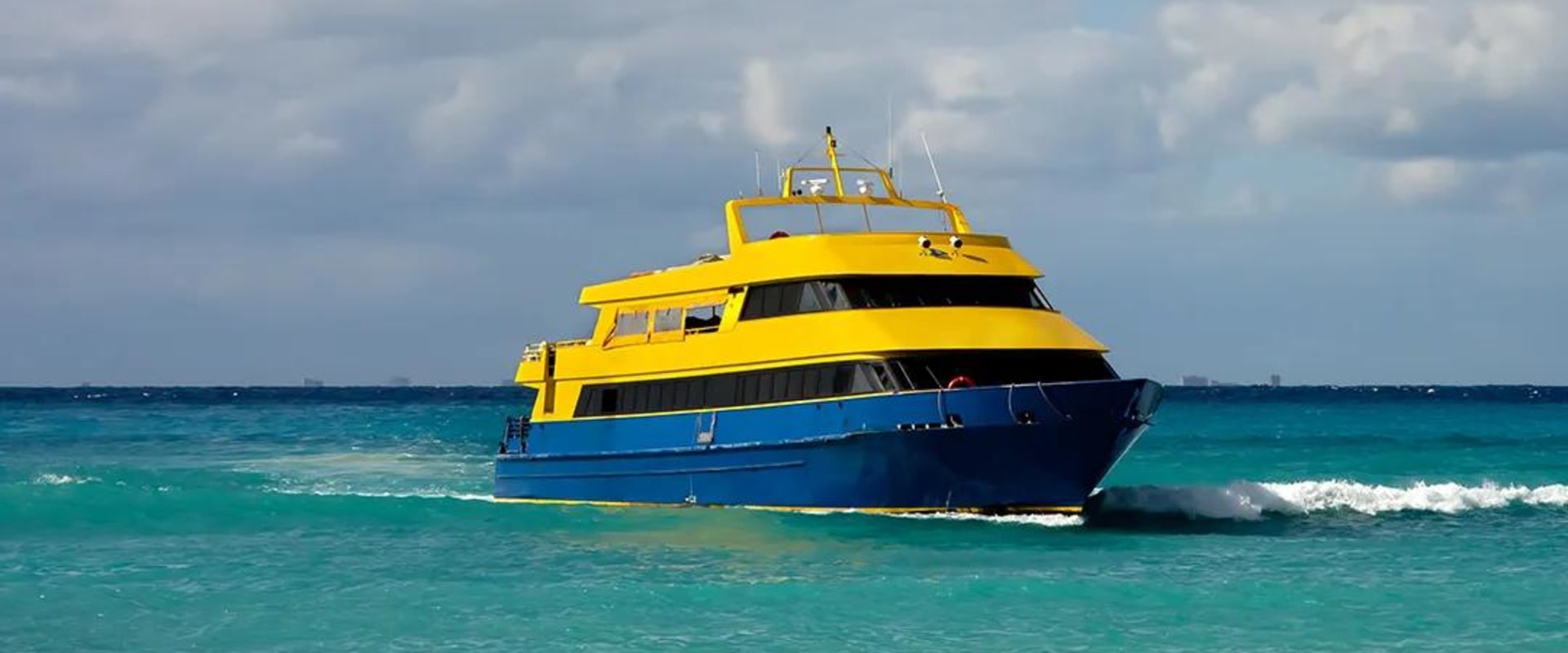 Exploring Private and Charter Ferry Options for Your Travel Needs